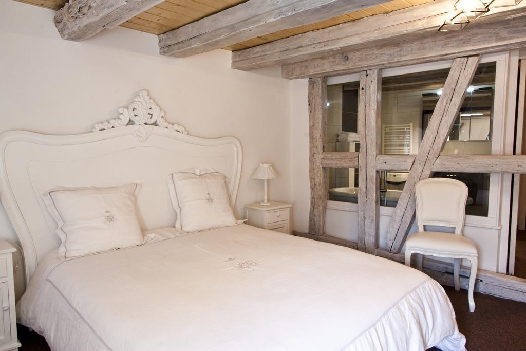 Chambre Le Hupsa Pfannala Saint-Hippolyte  Room photo